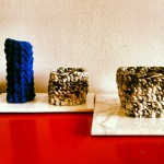 Mattonelle per vasi crochet di Lorenza Branzi.                                                                                                                                         Tiles for crochet vases made by Lorenza Branzi.